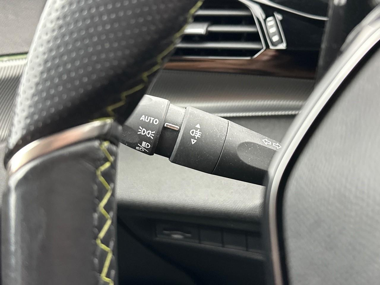 Peugeot 308 bluehdi 130ch s&s eat8 gt pack — photo 17