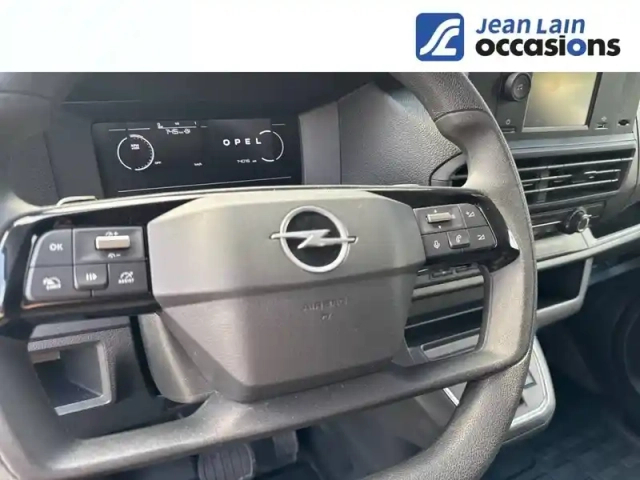 Opel Vivaro fgn taille m bluehdi 145 s&amp;s eat8 — photo 12