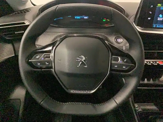 Peugeot 208 electrique 50 kwh 136ch — photo 66