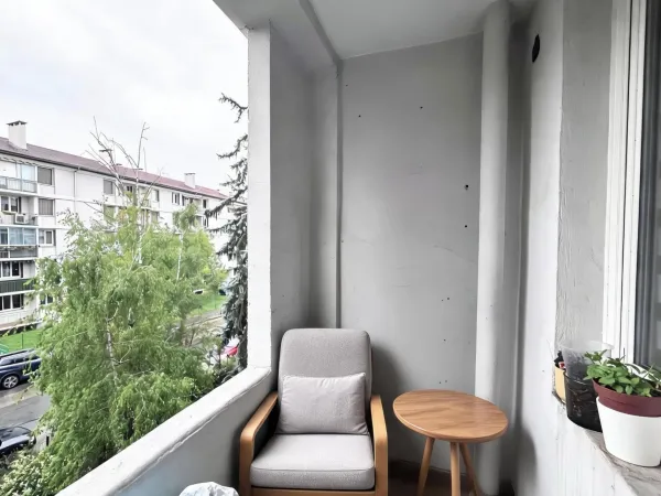 Appartement à vendre 2 pièces LYON 8EME ARRONDISSEMENT (69) - BALCON - PARKING - CAVE - PROCHE DES C