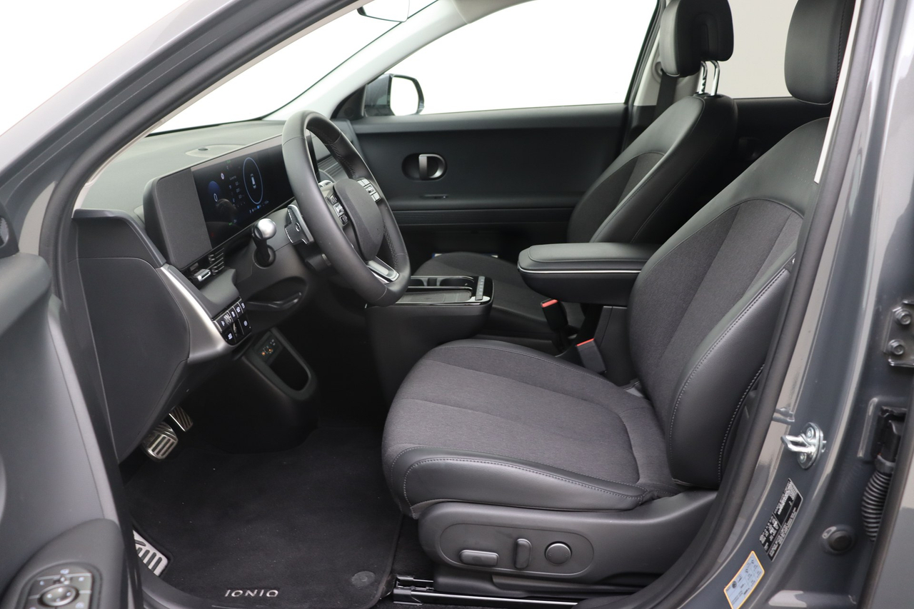 Hyundai Ioniq 5 — photo 14