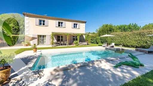 Maison 7 pièces 226 m²