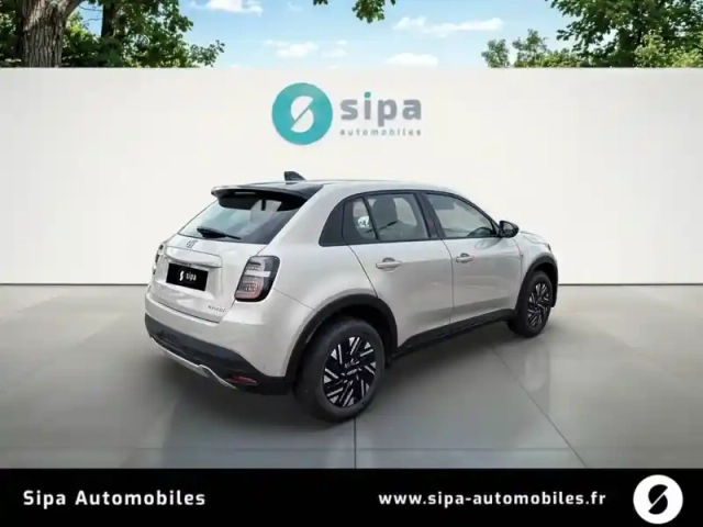 Fiat 600 1.2 hybrid 100ch dct6 — photo 5