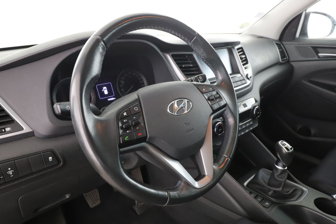 Hyundai Tucson 1.7 CRDi 2WD — photo 10
