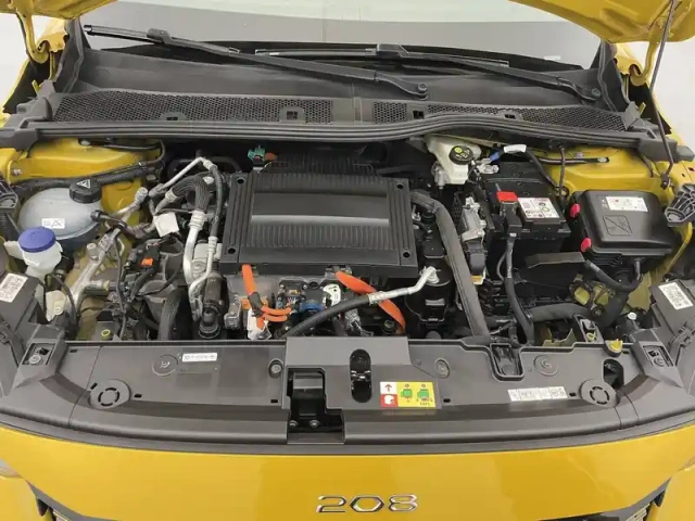 Peugeot 208 electrique 50 kwh 136ch — photo 21