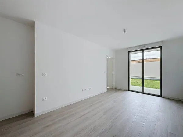 APPARTEMENT T2 NEUF TINQUEUX