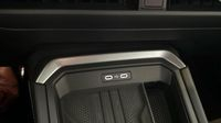 Volkswagen T-Roc 1.5 eTSI 150ch R-Line DSG7 — photo 30