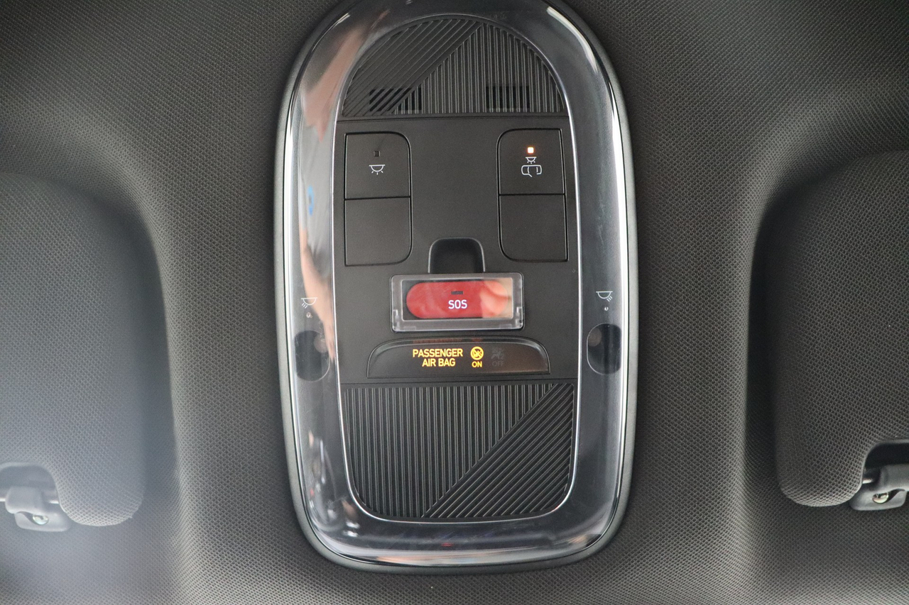 Hyundai Ioniq 5 — photo 33