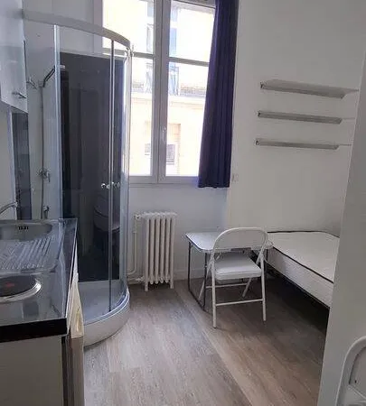 Appartement 1 pièce 9 m²