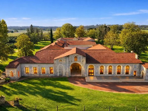 Propriété d'Exception Château Historique à 1h de Bordeaux et A