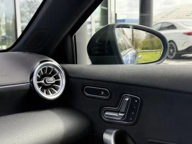 Mercedes Classe A 200 d 150ch amg line 8g-dct — photo 35