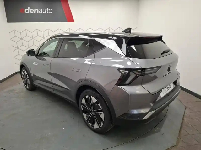 Renault Scenic e-tech electrique 220 ch grande autonomie — photo 42