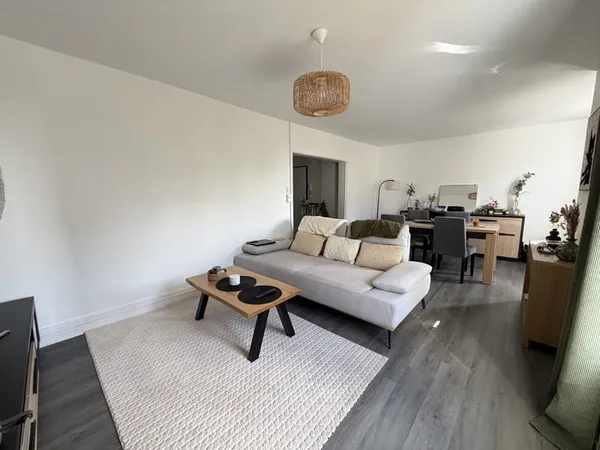 APPARTEMENT PROCHE GARE SUD