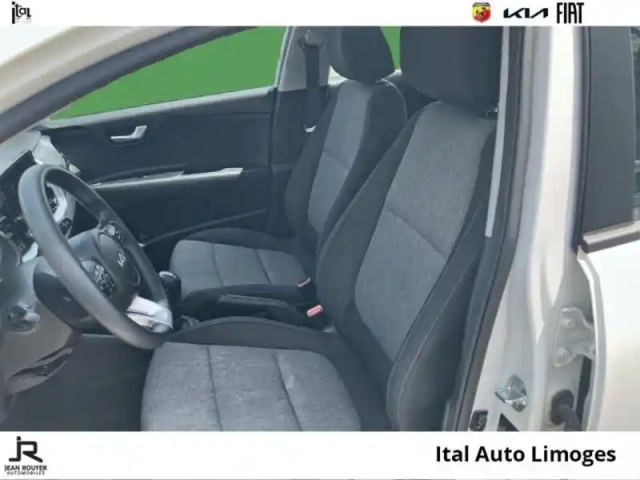 Kia Stonic 1.0 t-gdi 100ch motion — photo 9