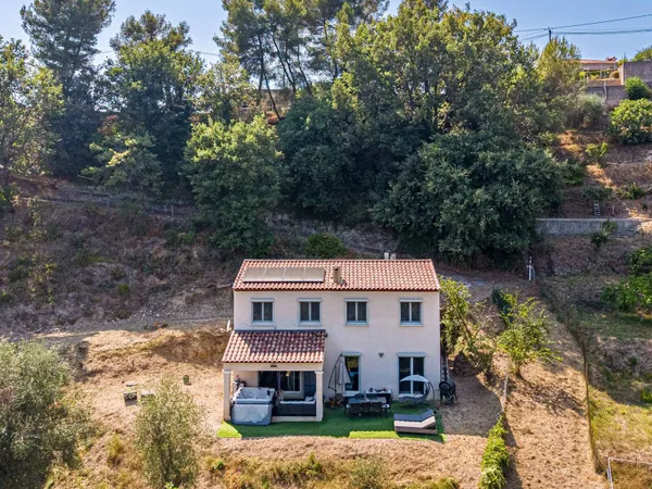 Maison 5 pièces 126 m²
