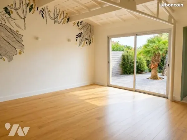 Maison 5 pièces 160 m²