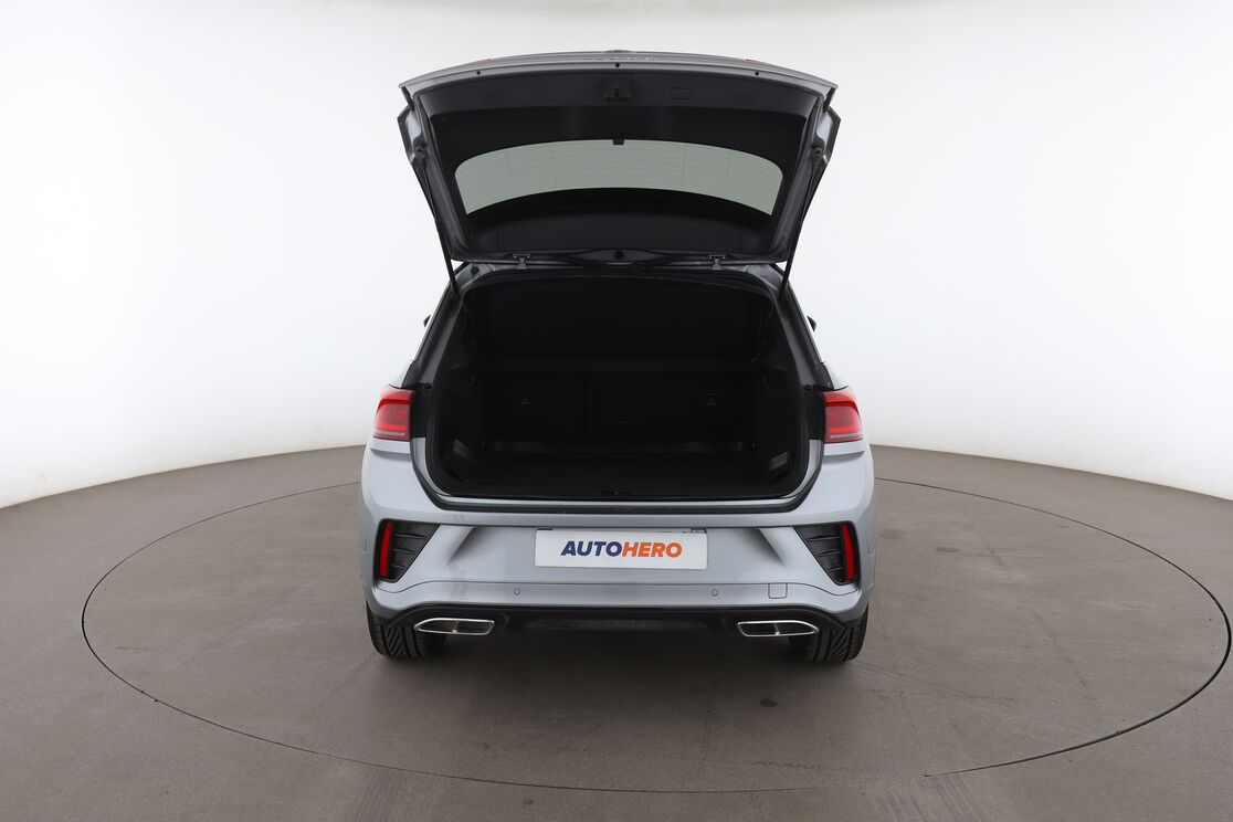 Volkswagen T-Roc 1.5 TSI EVO R-Line DSG7 — photo 15