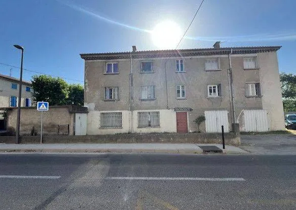 Appartement 3 pièces 211 m²