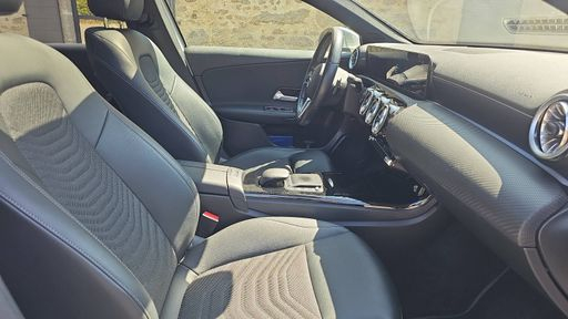 Mercedes Classe A 200 d 150 8G-DCT - AMG Line – 2022 – 101442 km – Diesel – Boîte Automatique — photo 7