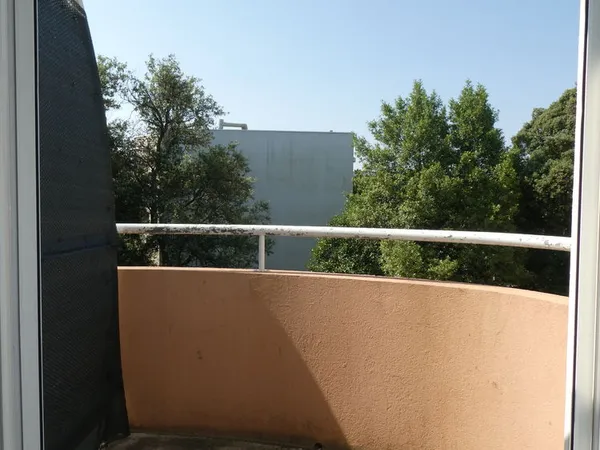 Idéal étudiant STAPS Ecole d'Architecture Fac de Médecine IUT studio balcon