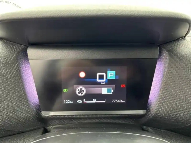 Citroën C4 e- 136 ch automatique — photo 10