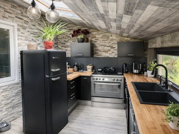 Appartement T4 avec terrasse et jardin