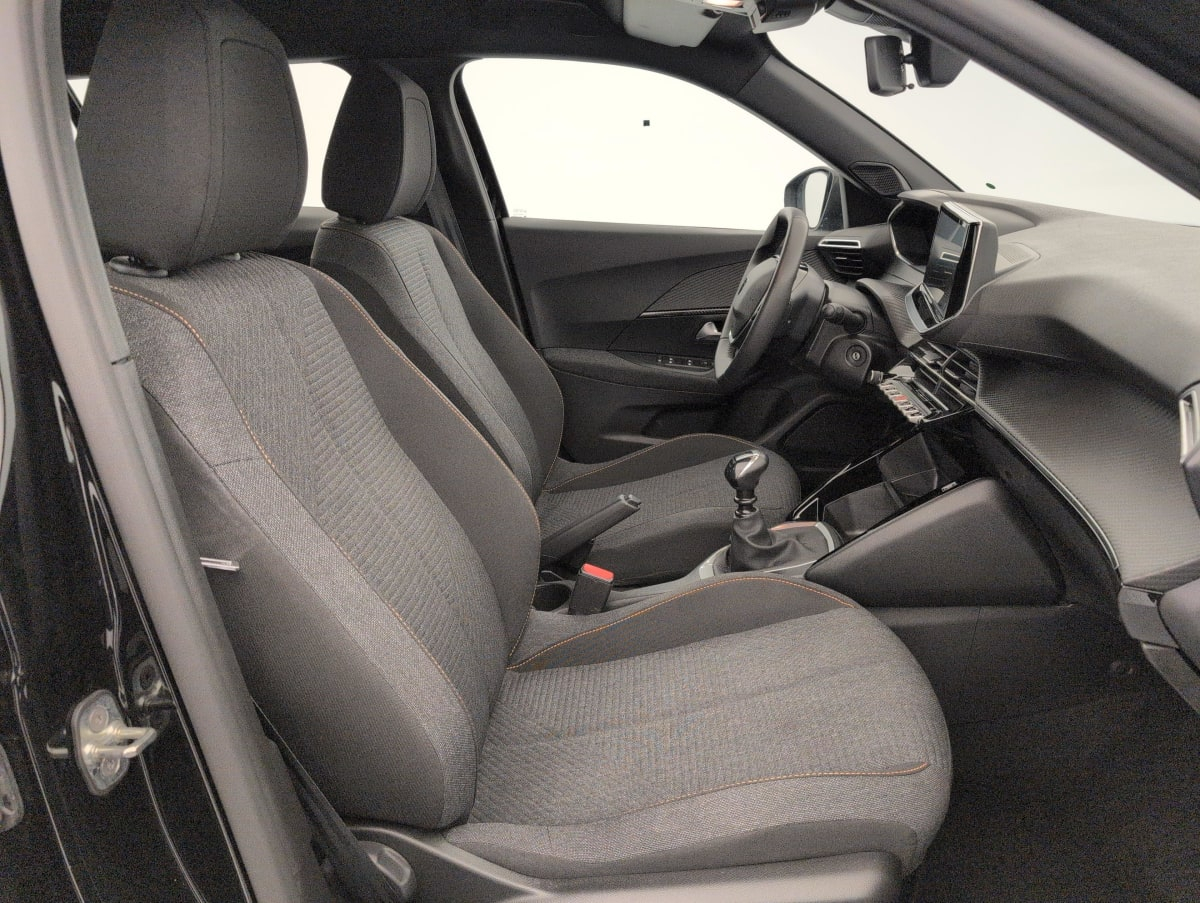 Peugeot 2008 — photo 9