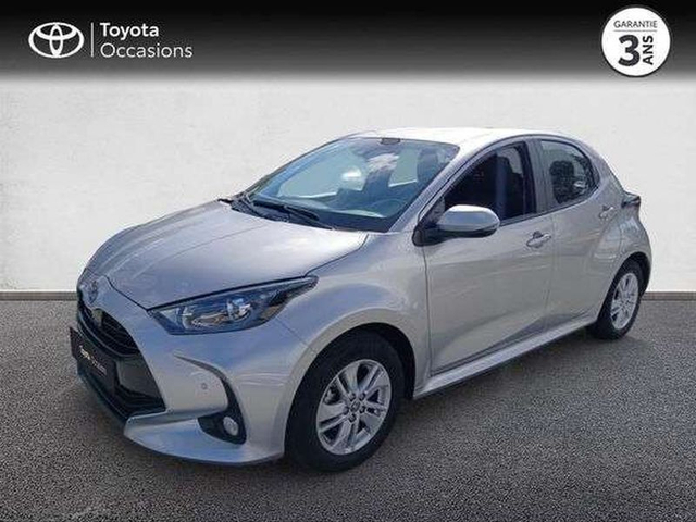 Toyota YARIS Toyota Yaris 120 VVT-i Dynamic Business 5p MC24