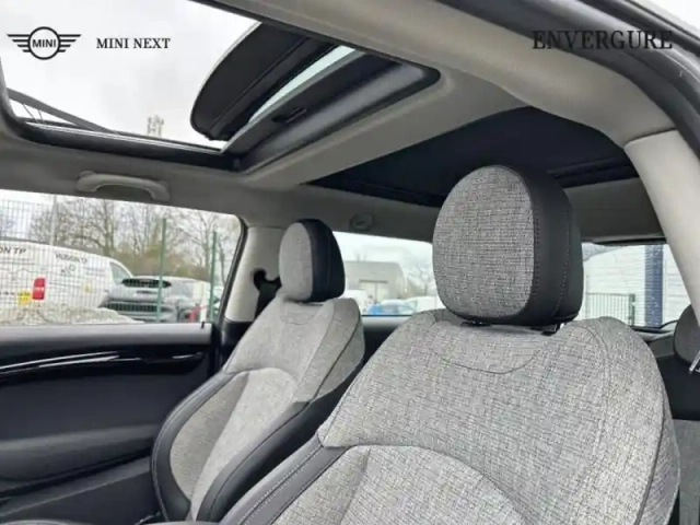 Mini Mini cooper 136ch edition greenwich 115g — photo 12