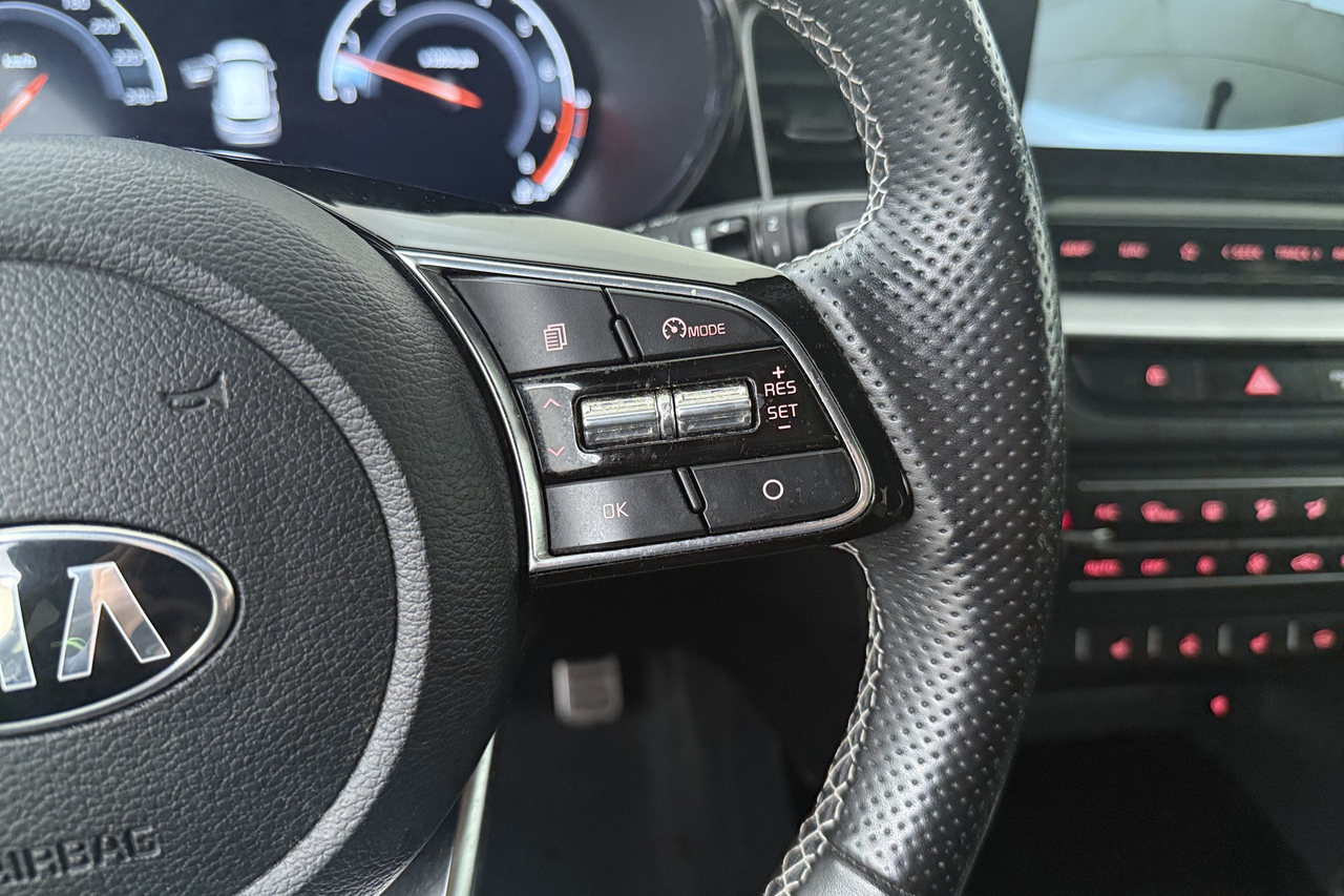 Kia ProCeed — photo 15