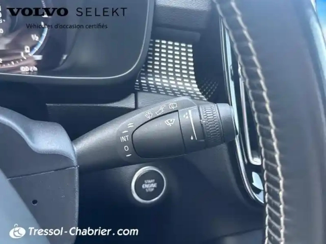 Volvo Xc40 t5 recharge 180+82 ch dct7 r-design — photo 16