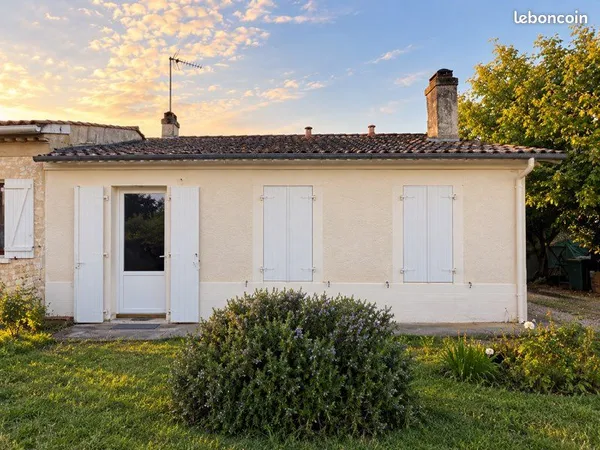 Maison de 94 m² à louer avec jardin et grand garage