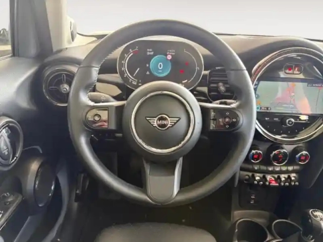 Mini Mini 5 portes cooper 136ch edition camden — photo 12