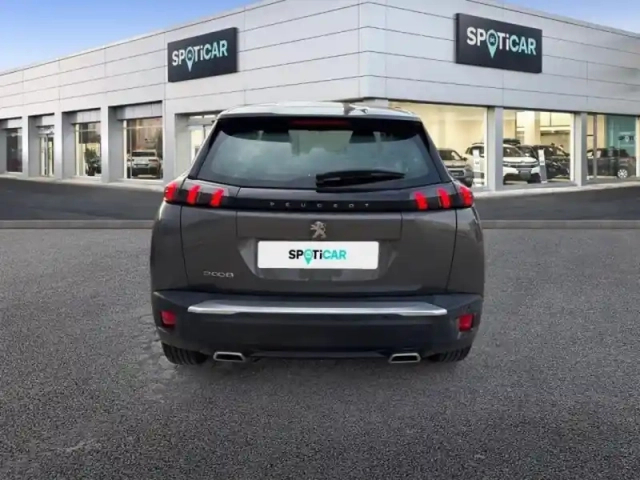 Peugeot 2008 1.2 puretech 130ch s&amp;s allure — photo 5