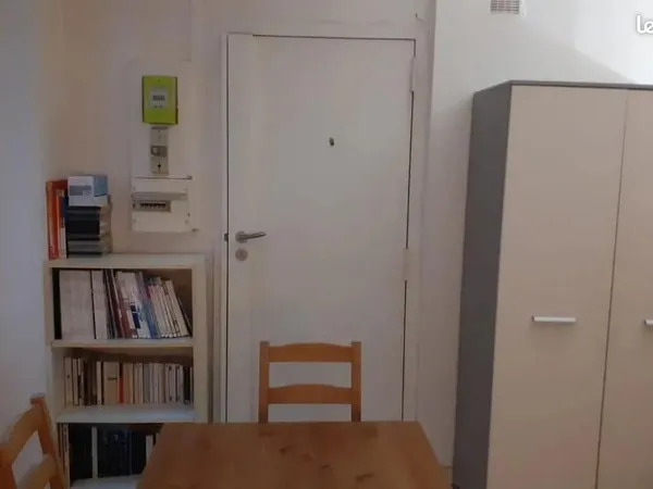 Studio 1 pièce 16 m²
