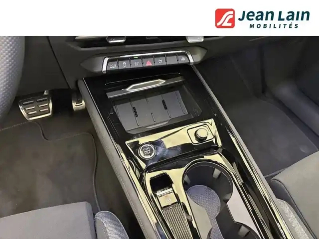 Audi Q3 sportback e-hybrid 272 ch s tronic 6 — photo 13