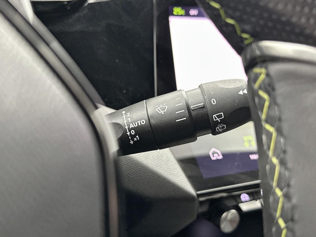 Peugeot 308 sw puretech 130ch s&s eat8 gt — photo 19