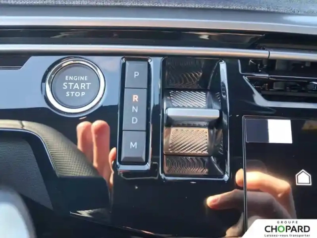 Peugeot 3008 hybrid 145 e-dcs6 — photo 19