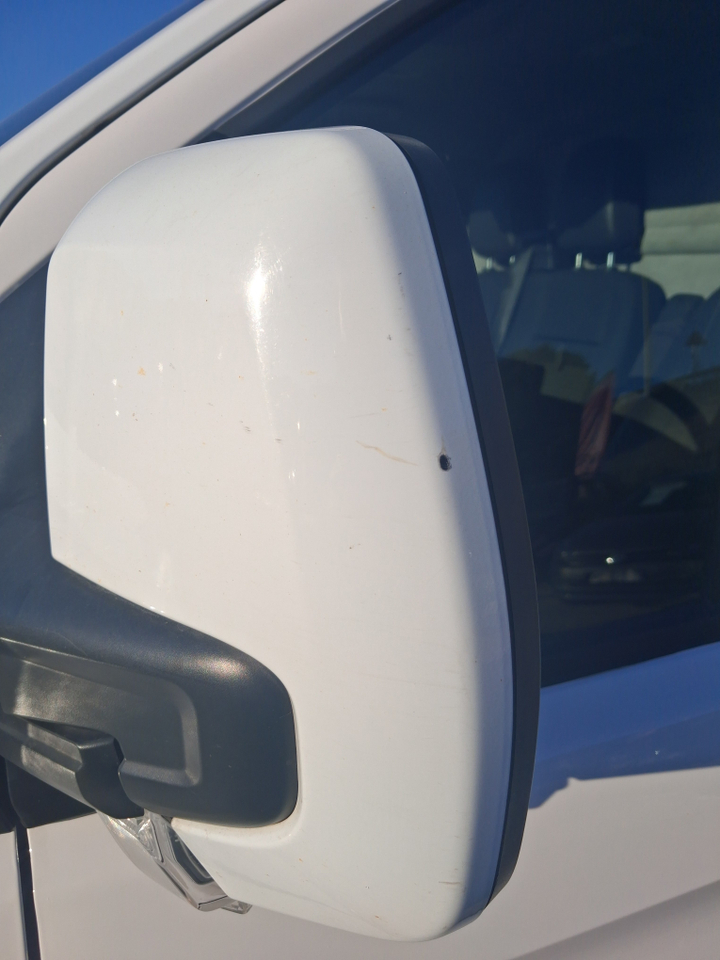 Ford TRANSIT CUSTOM FOURGON 280 L1H1 2.0 ECOBLUE 105 — photo 37