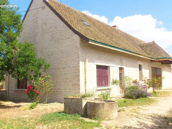 Ferme 6 pièces 200 m²