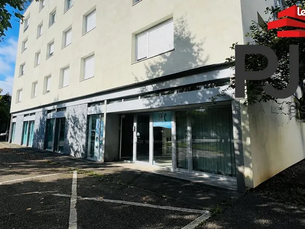 Bureaux 142 m² Marly
