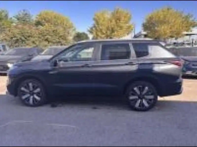 Mitsubishi Outlander 2.4 phev 306ch intense 4wd — photo 8