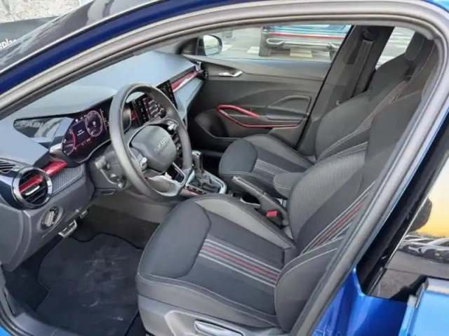 Skoda Fabia 1.0 tsi evo2 116ch monte carlo dsg7 — photo 7