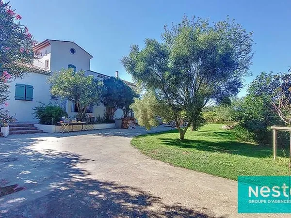 ISTRES, maison 6 pièces, 4 chambres, double salon/séjour, garage, cave, jardin, +3000m² de terrain