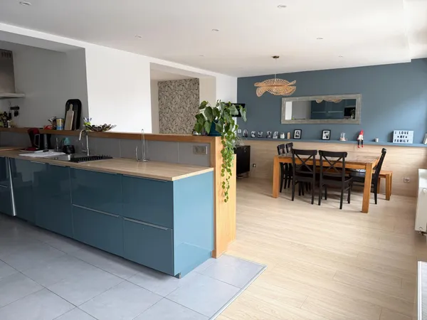 Maison - 5 CHAMBRES - JARDIN - GARAGE - PARKING