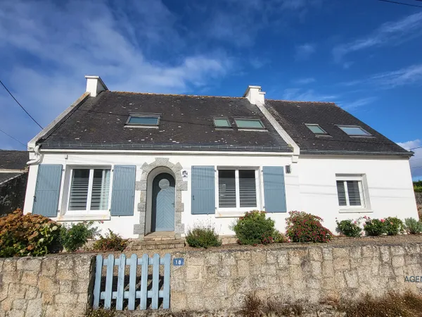 Maison à vendre à Carnac : 6 chambres, au calme et à proximité des plages et des commerces