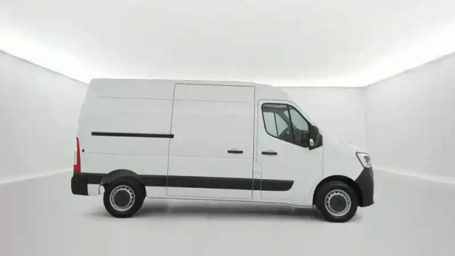 Renault Master fgn trac f3500 l2h2 blue dci 135 — photo 15