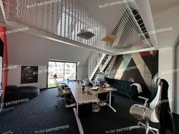 A louer bureaux 146m² à Saint Herblain Bourg