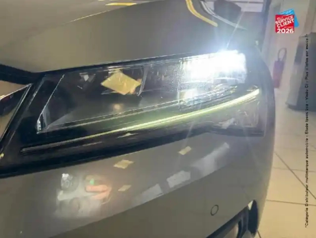 Skoda Superb combi 1.6 tdi 120 greentec business dsg — photo 13