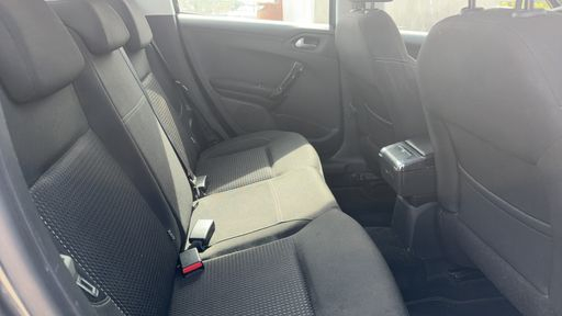 Peugeot 208 1.2 Puretech 110 EAT6 - Allure – 2016 – 114052 km – Essence – Boîte Automatique — photo 13